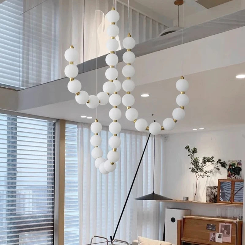 ORB PEARL NECKLACE CHANDELIER