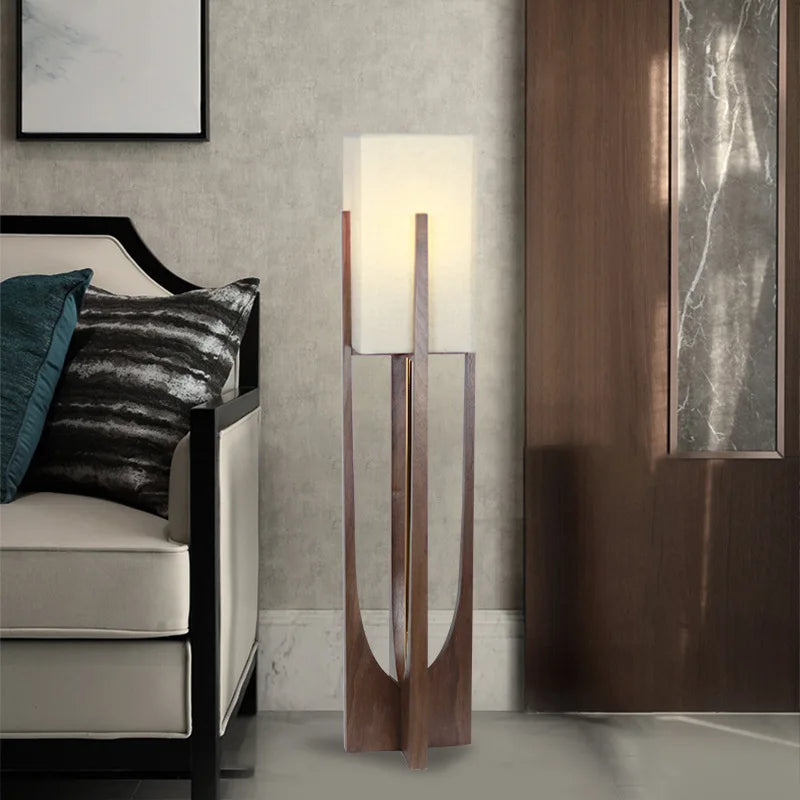 NORDIC FAIRBANKS FLOOR LIGHT