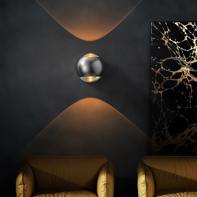 INTELLIGENT SOSPESO WALL LIGHT