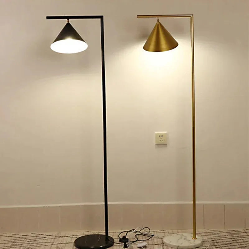 TRUMPE FLOOR LIGHT