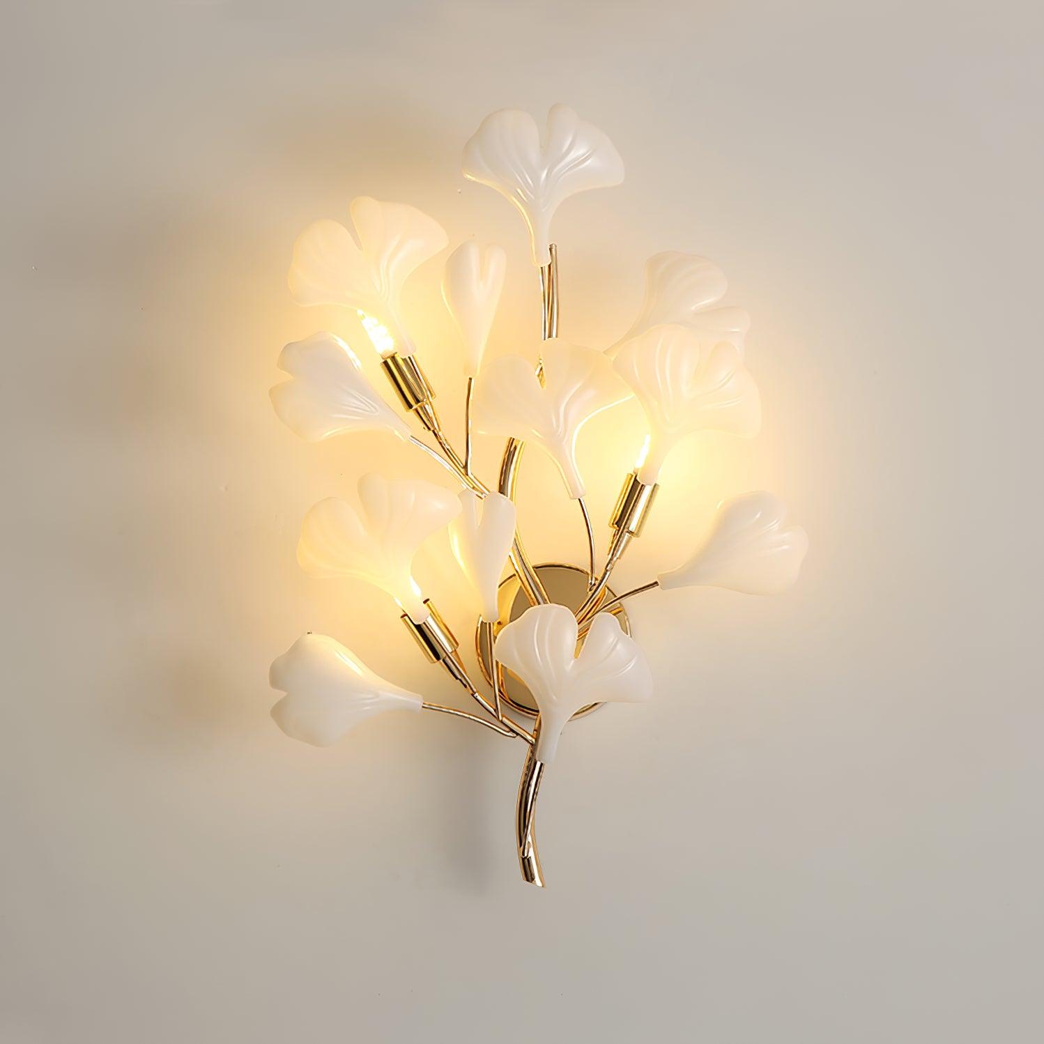 TUBEROSE WALL LIGHT