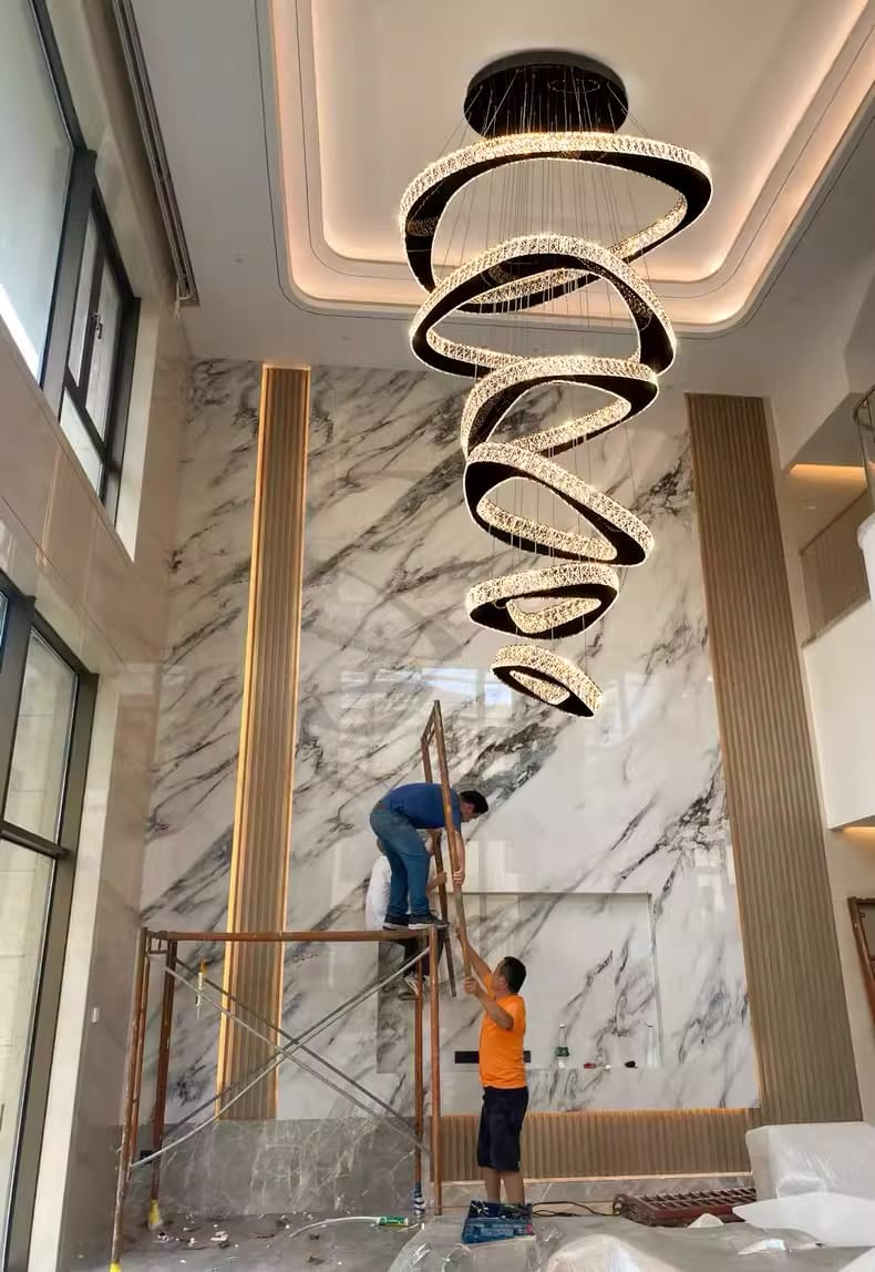 TWISTED RING LED CHANDELIER