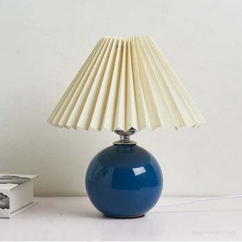 CERAMIC PLEATED TABLE LIGHT